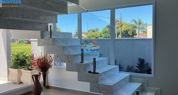 Luxuosa casa à venda no condomínio Costa Nova – Praia do Massaguaçu, Caraguatatuba (Litoral Norte SP)