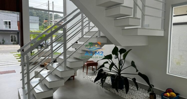 Maravilhosa casa de alto padrão – 04 suítes (com opção para 5ª suíte) – disponível para venda ou locação