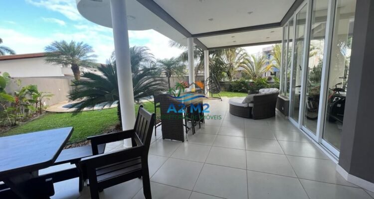 Casa de alto padrão à venda no Condomínio Costa Nova Residence – Massaguaçu, Caraguatatuba (SP)