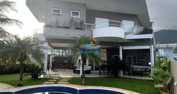 Casa de alto padrão à venda no Condomínio Costa Nova Residence – Massaguaçu, Caraguatatuba (SP)