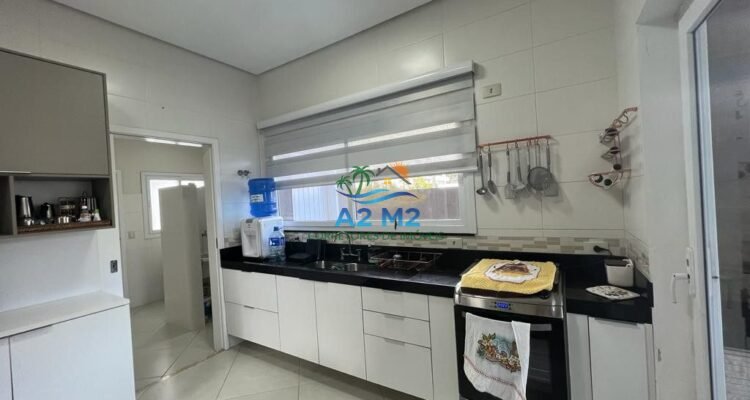 Casa de alto padrão à venda no Condomínio Costa Nova Residence – Massaguaçu, Caraguatatuba (SP)