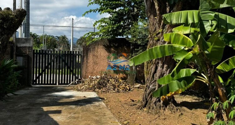 Casa Térrea 04 dorms c/ 02 suítes – área de 750 m – Caraguatatuba – SP