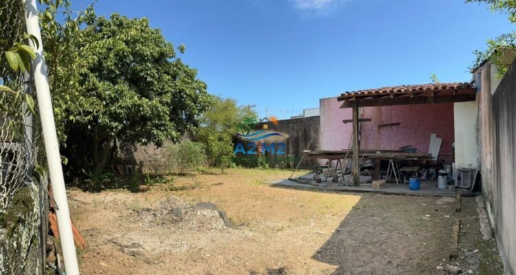 Casa Térrea 04 dorms c/ 02 suítes – área de 750 m – Caraguatatuba – SP