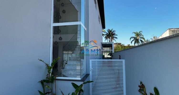 Casa de Alto Padrão em Condomínio Fechado – Condomínio Costa Nova, Massaguaçu, Caraguatatuba (SP)