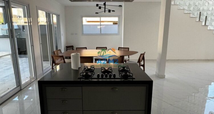 Casa de Alto Padrão em Condomínio Fechado – Condomínio Costa Nova, Massaguaçu, Caraguatatuba (SP)