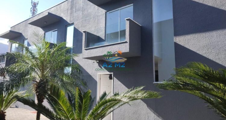 Sobrado com 03 suítes – Próximo a Praia da Massaguaçu em Caraguatatuba