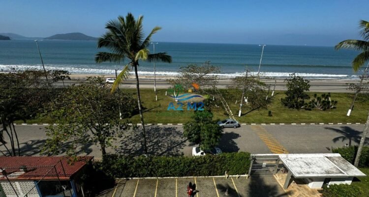 Apartamento Cobertura com vista do Mar – 03 Dormitórios sendo 01 suíte