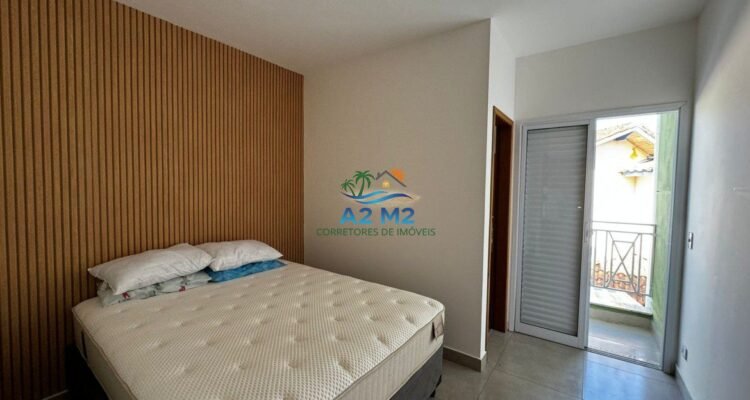 Casa em Condomínio Fechado com piscina a 450 metros da Praia do Capricórnio – 02 suítes