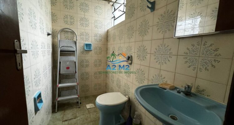 Casa Térrea com 03 Dormitórios – Poiares Rua Prudente de Moraes