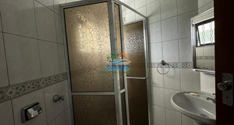 Linda Casa a 250 metros da Praia de Capricórnio – Conforto, Segurança e Muito Espaço!!