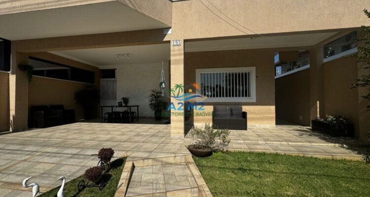 CASA TÉRREA COM 03 DORMITÓRIOS (01 SUÍTE) – 200 metros da PRAIA de MASSAGUAÇU