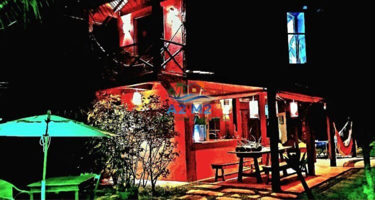 Casa de Praia – Jardim Capricórnio | Caraguatatuba – Com 3 quartos, 3 suítes, 3 salas amplas, 4 vagas de garagem