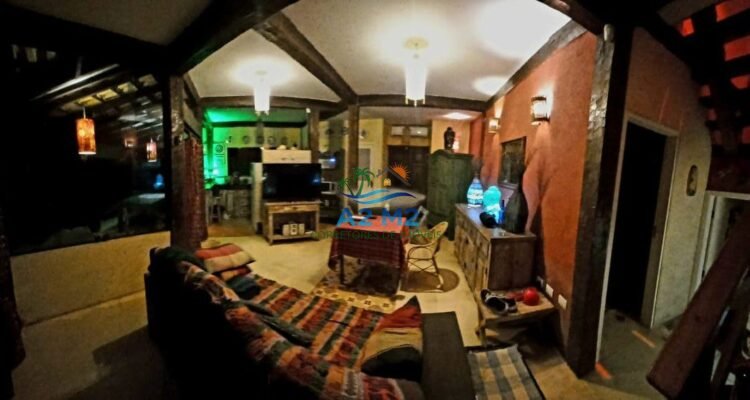 Casa de Praia – Jardim Capricórnio | Caraguatatuba – Com 3 quartos, 3 suítes, 3 salas amplas, 4 vagas de garagem