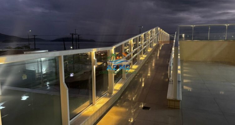 Apartamento frente mar 03 dormitórios com 01 suíte e 02 vagas de garagem – Mar a Vista