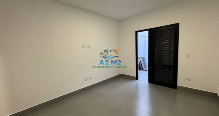 Casa Térrea à venda – 02 suítes – Massaguaçu – Caraguatatuba, a 700 metros da praia!!