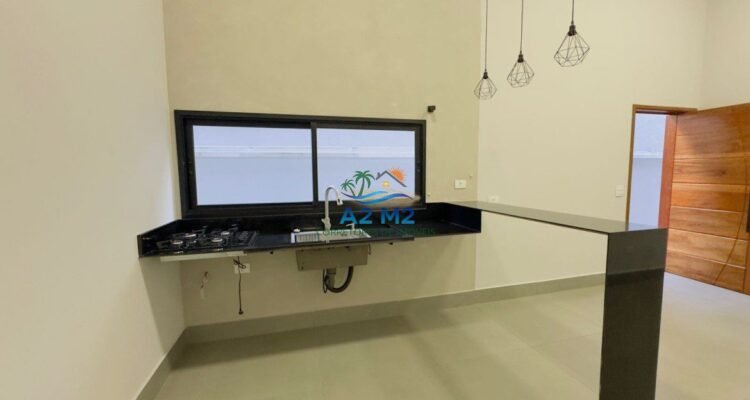 Casa Térrea à venda – 02 suítes – Massaguaçu – Caraguatatuba, a 700 metros da praia!!