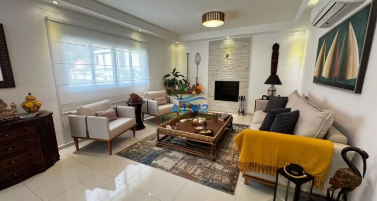 Espetacular casa de alto padrão em condomínio fechado frente à praia de Massaguaçu – Caraguatatuba (SP)