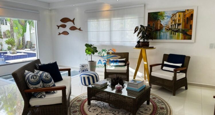 Espetacular casa de alto padrão em condomínio fechado frente à praia de Massaguaçu – Caraguatatuba (SP)