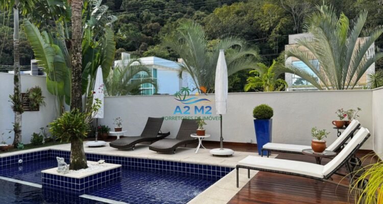 Espetacular casa de alto padrão em condomínio fechado frente à praia de Massaguaçu – Caraguatatuba (SP)