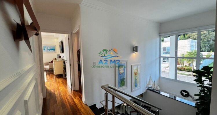 Espetacular casa de alto padrão em condomínio fechado frente à praia de Massaguaçu – Caraguatatuba (SP)