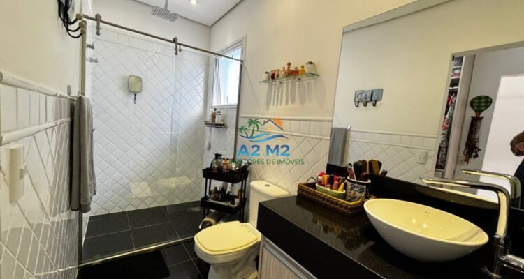 Espetacular casa de alto padrão em condomínio fechado frente à praia de Massaguaçu – Caraguatatuba (SP)