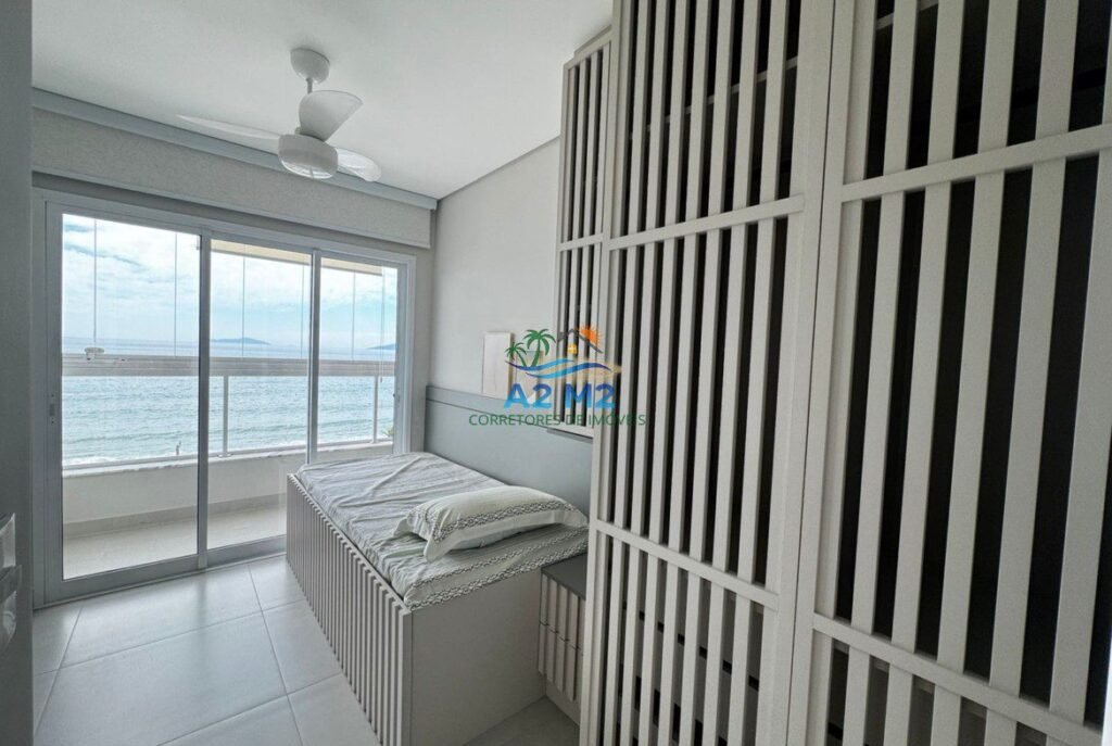 Apartamento de frente para o mar, na linda Praia de Massaguaçu – Caraguatatuba/SP – 03 Dorms (01 suíte) e 02 vagas