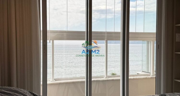 Apartamento de frente para o mar, na linda Praia de Massaguaçu – Caraguatatuba/SP – 03 Dorms (01 suíte) e 02 vagas