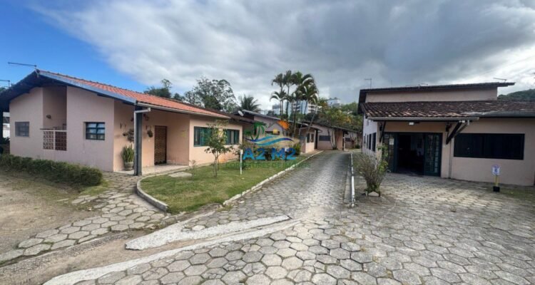 Estúdio em Condomínio Fechado próximo a Praia Martim de Sá