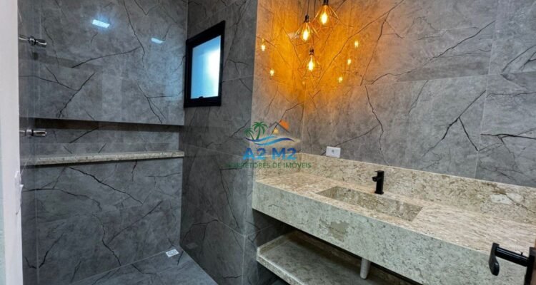 Casa Térrea com 03 suítes – Jd. Gaivotas/Caraguatatuba