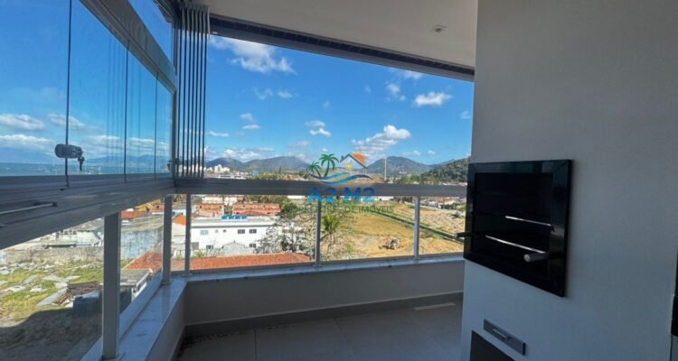 LOCAÇÃO – Apto Vista Mar, 03 dorms (01 suíte), 02 vagas, mobiliado – Piscina elevada c/ borda Infinita