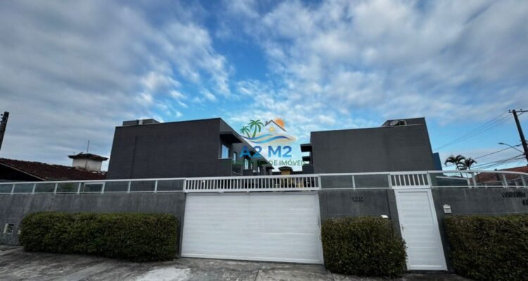 Maravilhoso Sobrado com 03 suítes – 150 metros da Praia de Massaguaçu – Mobiliado