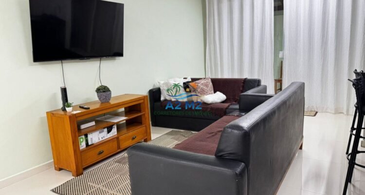 Locação – Sobrado com 03 suítes – 150 metros da Praia de Massaguaçu – Mobiliado