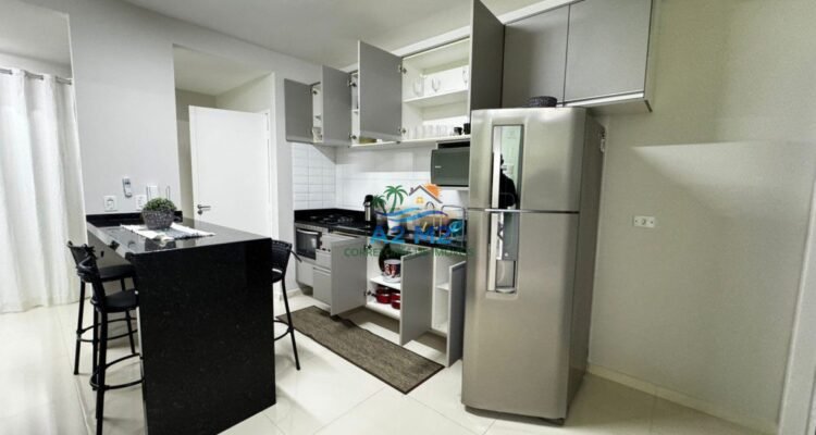 Maravilhoso Sobrado com 03 suítes – 150 metros da Praia de Massaguaçu – Mobiliado