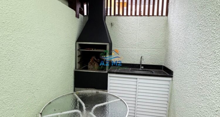 Maravilhoso Sobrado com 03 suítes – 150 metros da Praia de Massaguaçu – Mobiliado