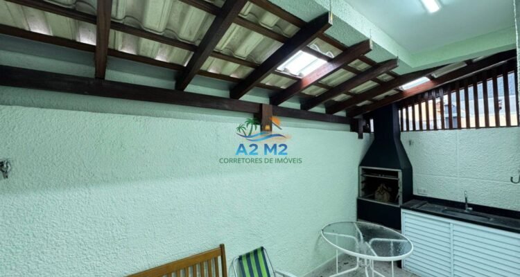 Maravilhoso Sobrado com 03 suítes – 150 metros da Praia de Massaguaçu – Mobiliado