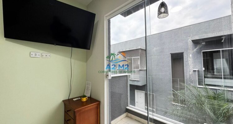 Locação – Sobrado com 03 suítes – 150 metros da Praia de Massaguaçu – Mobiliado