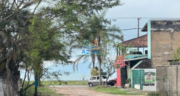 Casa Térrea Mobiliada a 180m da Praia de Massaguaçu – GRANDE OPORTUNIDADE – PREÇO ÚNICO !!