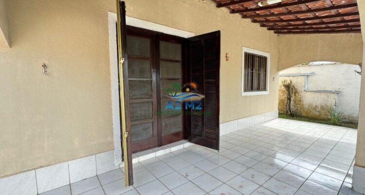 Casa Térrea Mobiliada a 180m da Praia de Massaguaçu – GRANDE OPORTUNIDADE – PREÇO ÚNICO !!