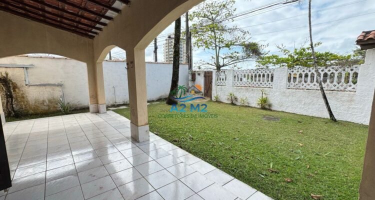 Casa Térrea Mobiliada a 180m da Praia de Massaguaçu – GRANDE OPORTUNIDADE – PREÇO ÚNICO !!