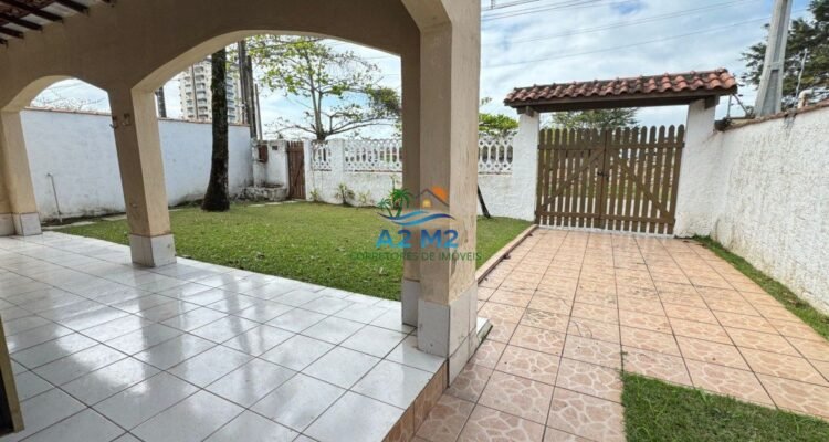 Casa Térrea Mobiliada a 180m da Praia de Massaguaçu – GRANDE OPORTUNIDADE – PREÇO ÚNICO !!