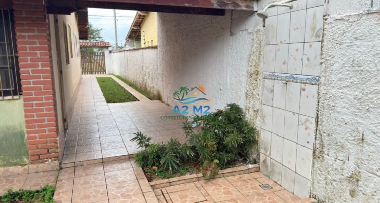 Casa Térrea Mobiliada a 180m da Praia de Massaguaçu – GRANDE OPORTUNIDADE – PREÇO ÚNICO !!