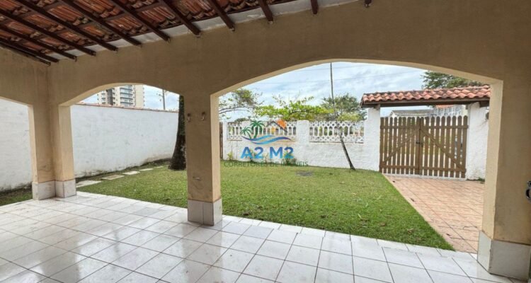 Casa Térrea Mobiliada a 180m da Praia de Massaguaçu – GRANDE OPORTUNIDADE – PREÇO ÚNICO !!
