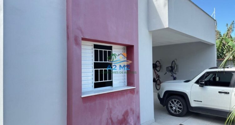 Venda – Casa Térrea com Piscina e Área Gourmet a 850 metros da praia apenas – Massaguaçu / Caraguatatuba