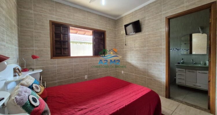 Casa Térrea à Venda – Massaguaçu, a 250 metros da praia!! 03 dormitórios sendo 01 suíte!!