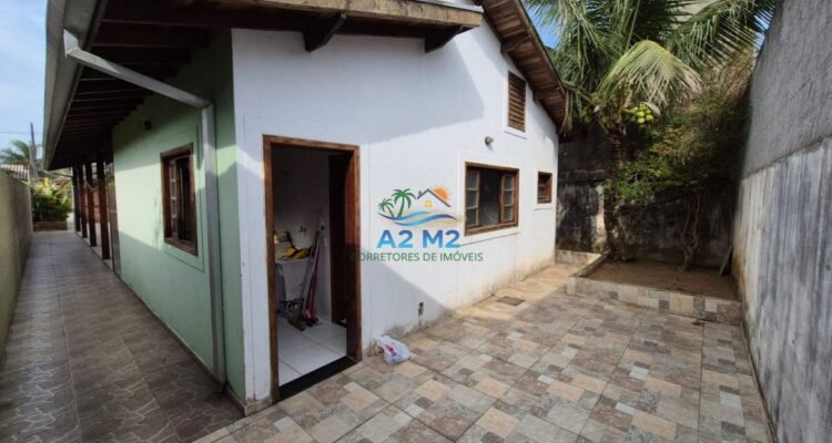Casa Térrea à Venda – Massaguaçu, a 250 metros da praia!! 03 dormitórios sendo 01 suíte!!
