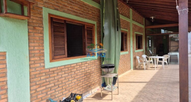 Casa Térrea à Venda – Massaguaçu, a 250 metros da praia!! 03 dormitórios sendo 01 suíte!!