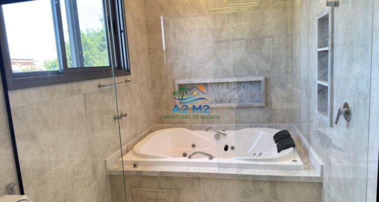 Casa de Alto Padrão em Condomínio Fechado no Massaguaçu – Caraguatatuba | A2M2 Imóveis