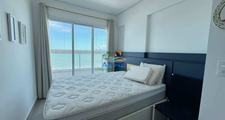 Vende-se Apto Frente para o Mar – 03 Dormitórios sendo 01 Suíte com 02 vagas