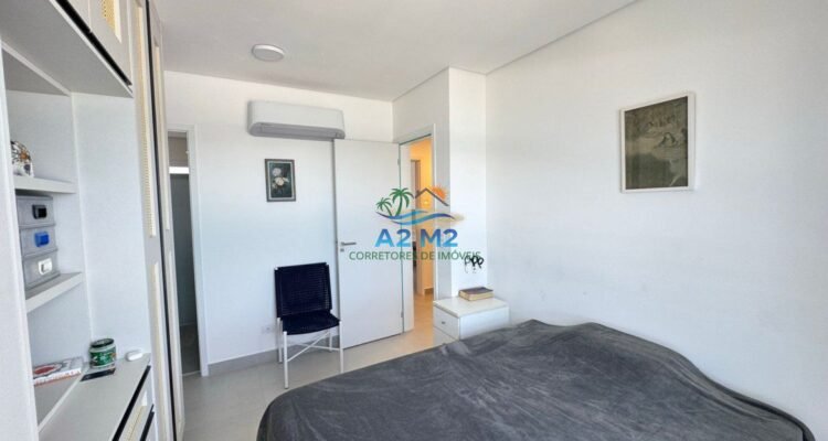 Vende-se Apto Frente para o Mar – 03 Dormitórios sendo 01 Suíte com 02 vagas