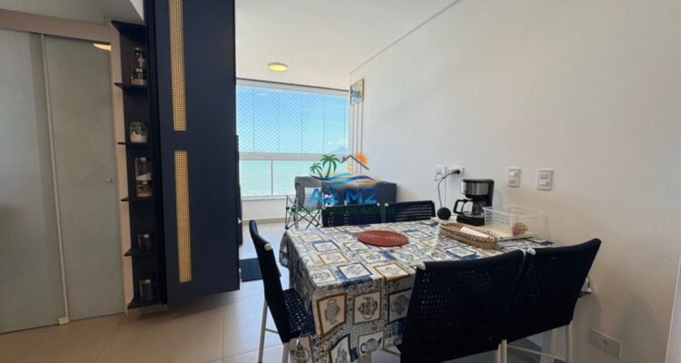 Vende-se Apto Frente para o Mar – 03 Dormitórios sendo 01 Suíte com 02 vagas
